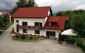 House Pavlic